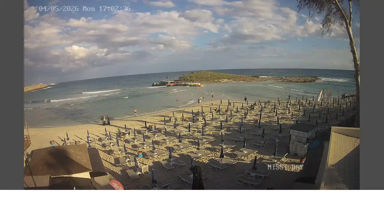 Larnaca Webcam-Aufnahme — 4. Mai 2026 15:00