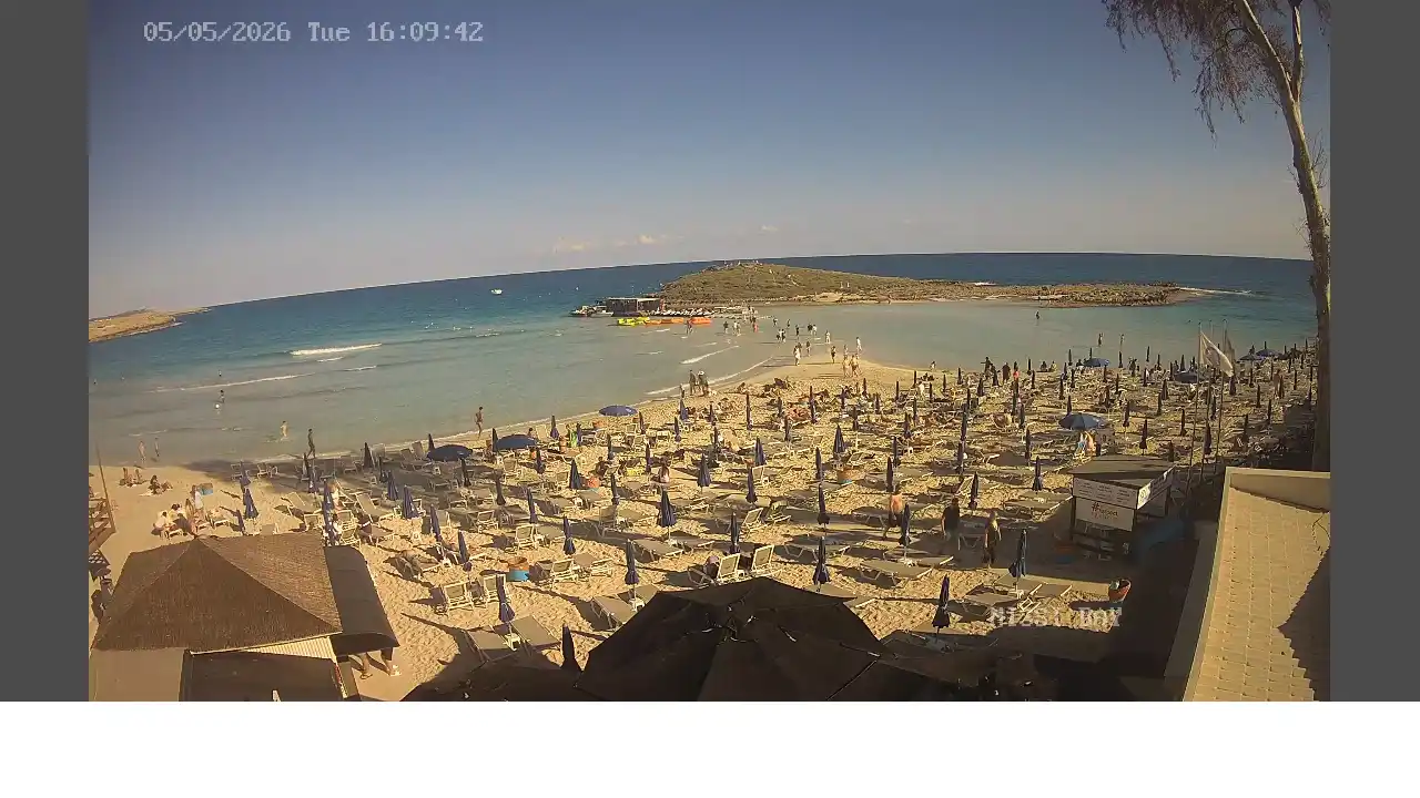 Larnaca Webcam-Aufnahme — 5. Mai 2026 14:00