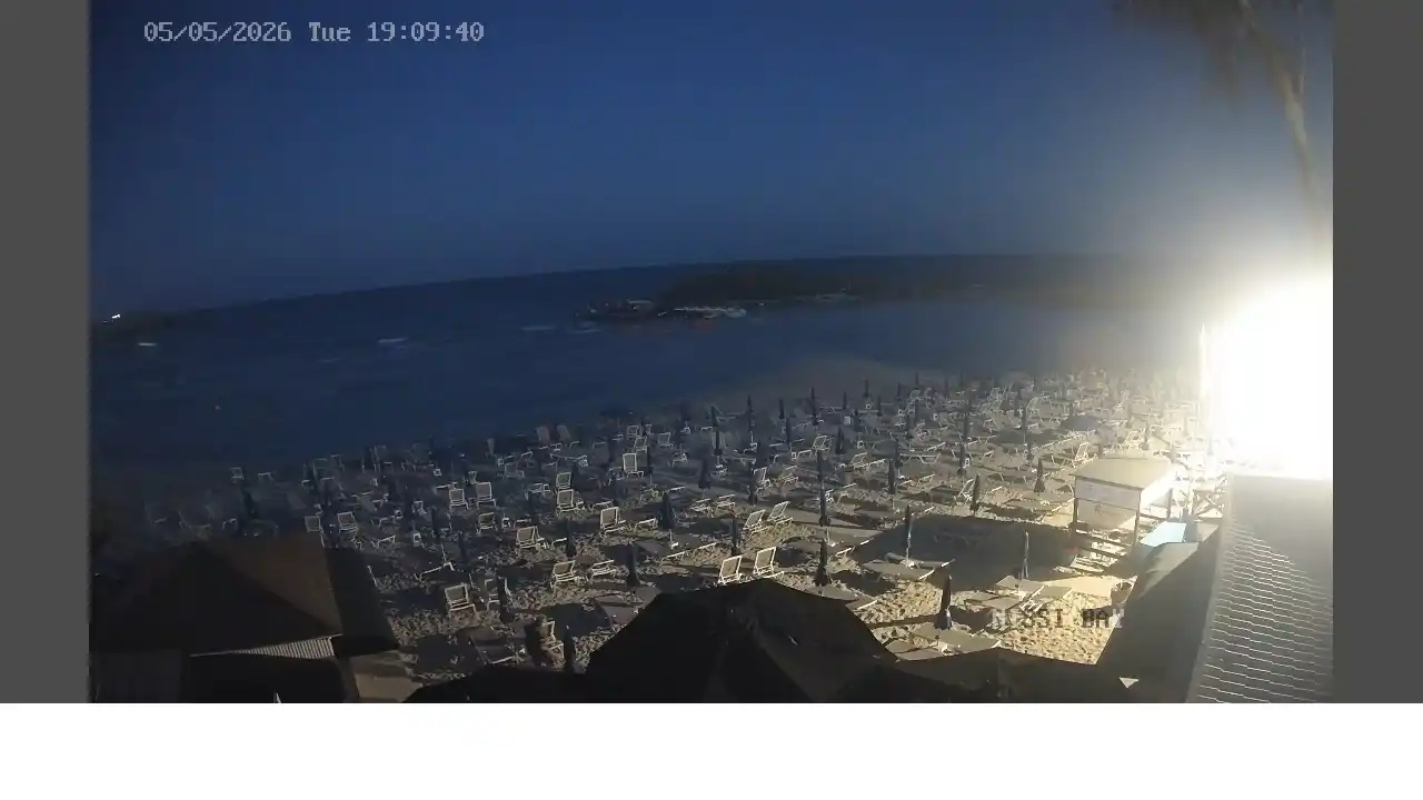 Larnaca Webcam-Aufnahme — 5. Mai 2026 17:00