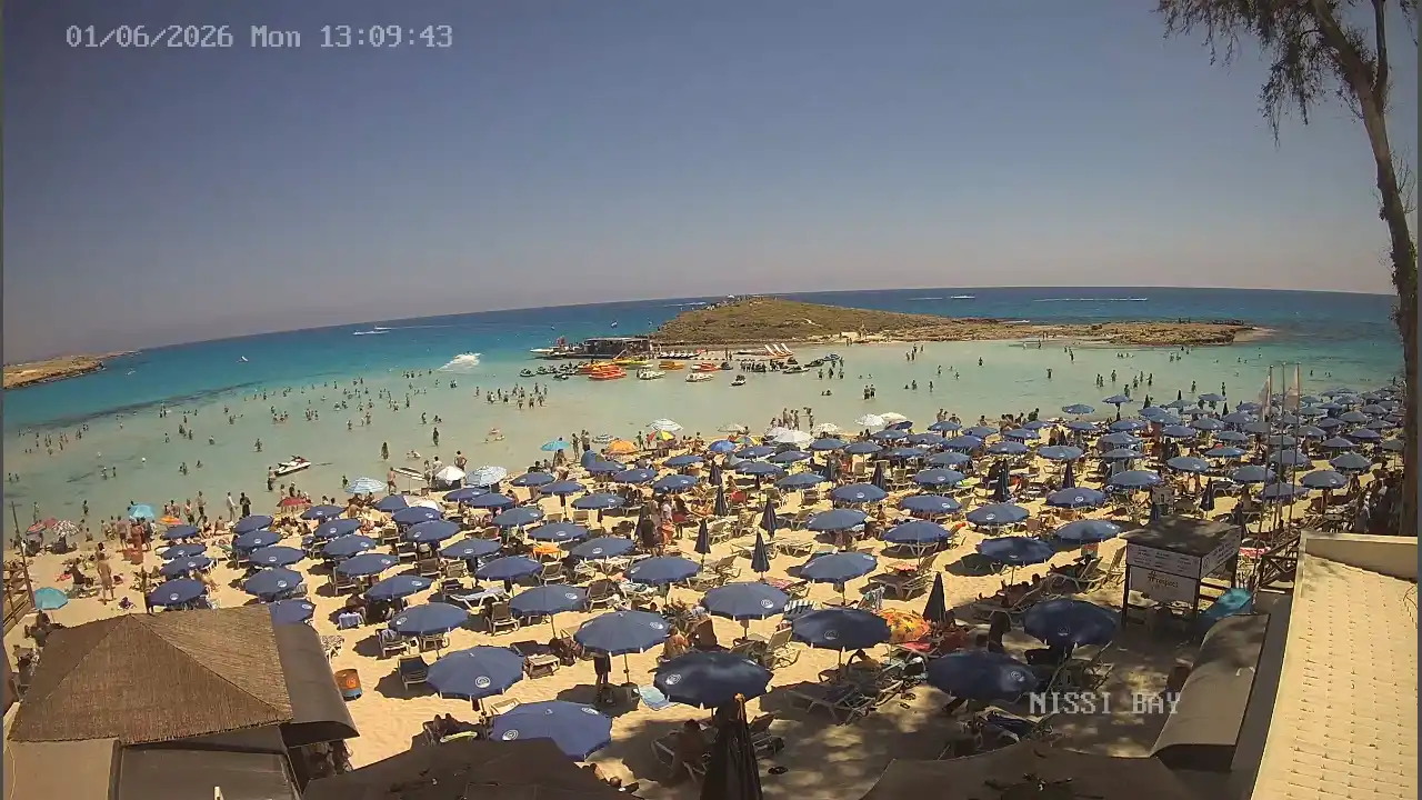 Webcam-Aufnahme aus :city — 1. Juni 2026 11:00