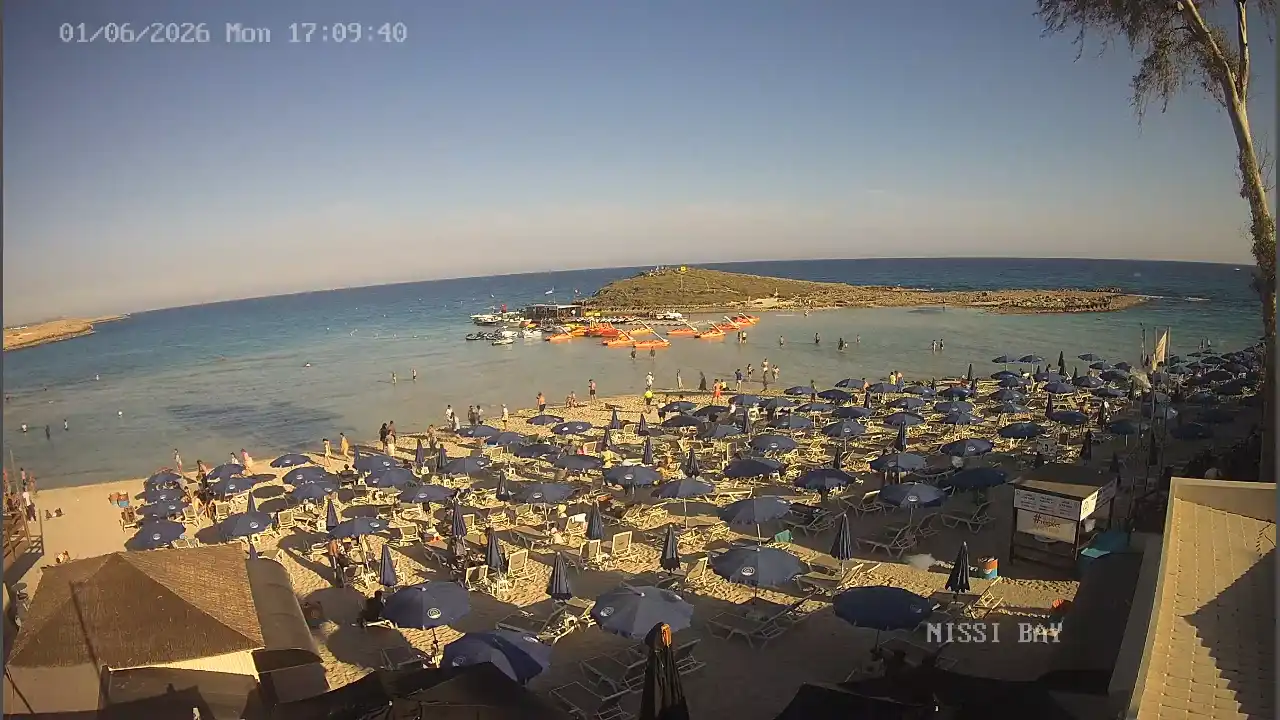 Webcam-Aufnahme aus :city — 1. Juni 2026 15:00