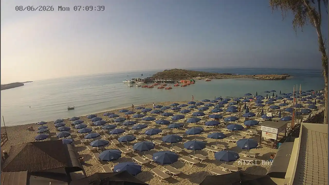 Webcam-Aufnahme aus :city — 8. Juni 2026 05:00