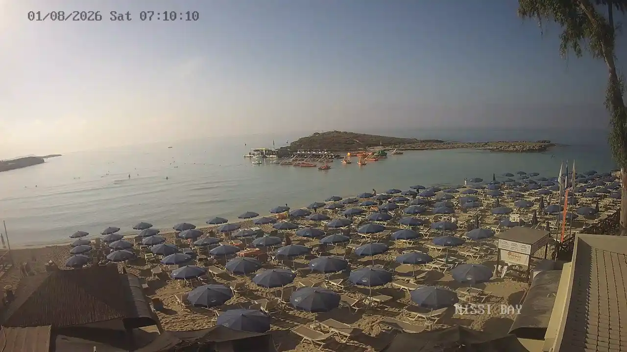 Webcam-Aufnahme aus :city — 1. August 2026 05:00
